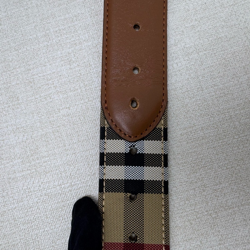 Burberry 金x黑頭 格紋棕色皮革 皮帶 腰帶-9