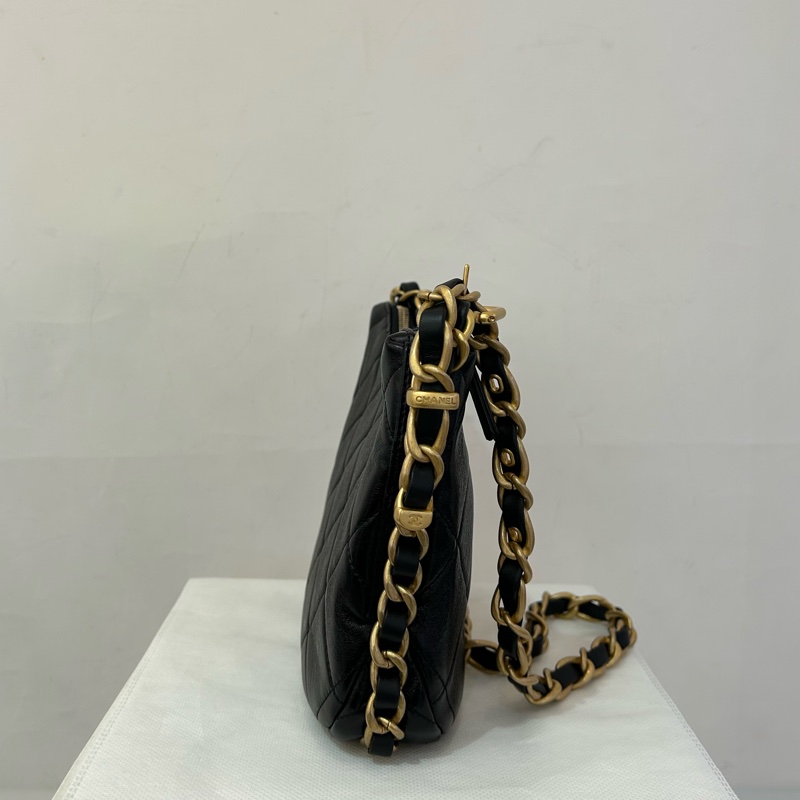 CHANEL黑羊皮金釦HOBO BAG-3
