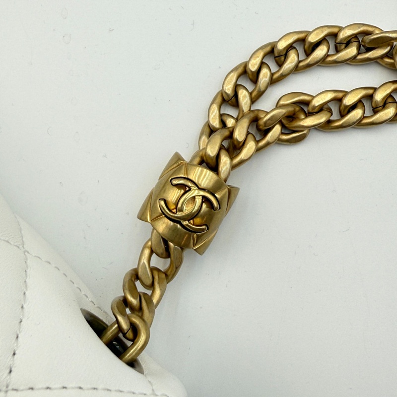 CHANEL  23B 經典菱格紋羊皮 斜揹袋 晶片款「粗用價」-7