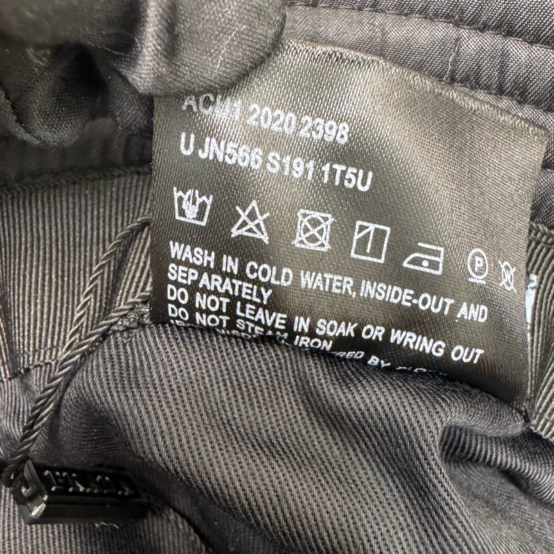 Prada 黑色尼龍三角鐵牌logo 漁夫帽-6