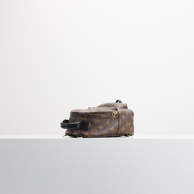 LV mini 新款小書包/晶片款-3