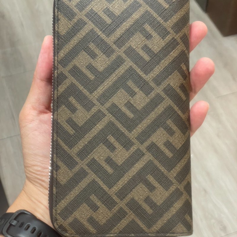 FENDI 拉鍊 長夾/皮夾 9成新-13