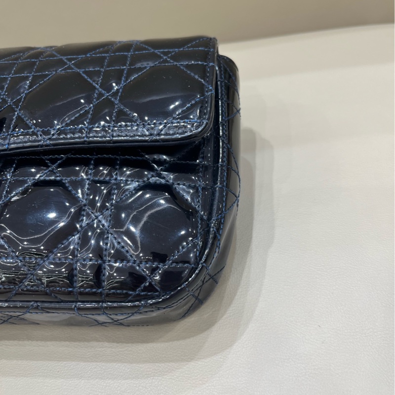 新到🍁Dior miss dior黑色漆皮鏈條包 22*11*5 黑銀高級-7