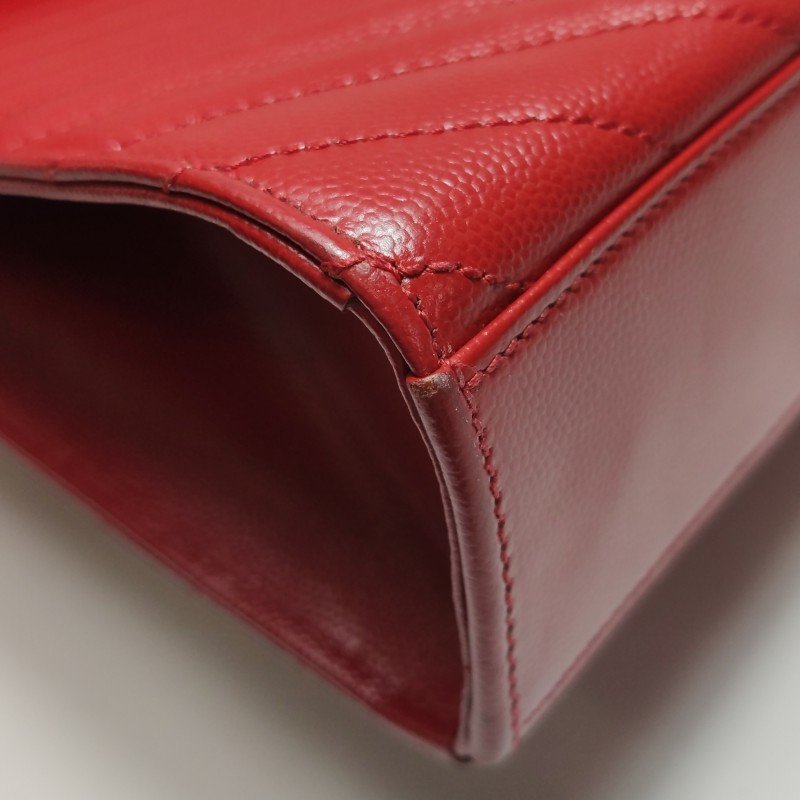 Saint Laurent Envelope 大號 牛皮 純色 V紋 絎縫 YSL標誌 單肩包-15