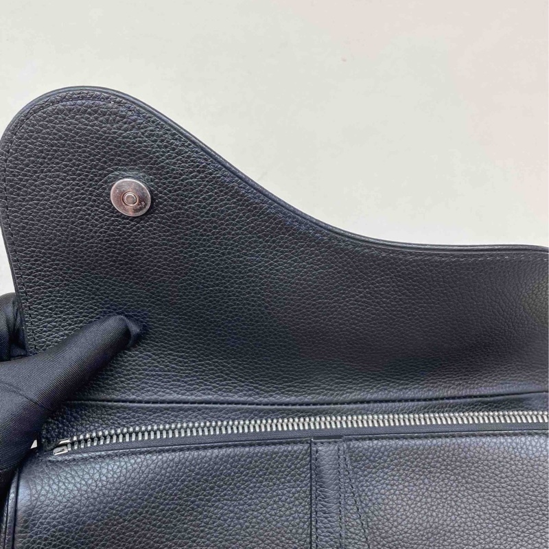 DIOR迪奧 Saddle 馬鞍包 單肩斜挎胸包 黑色 19編碼  尺寸約28.6*5*20cm-10