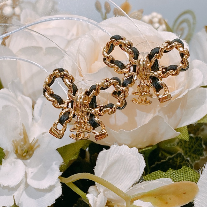 TW4426 Chanel 香奈兒蝴蝶結雙C耳環 經典皮穿鏈Leather Gold Bow CC Logo Earrings Black x GHW-1