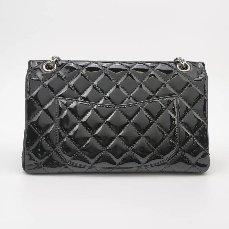 Chanel 2.55 Flag Bag 季節限定款 大號 漆皮 純色 菱格 絎縫 長方形 旋扣 單肩包-4