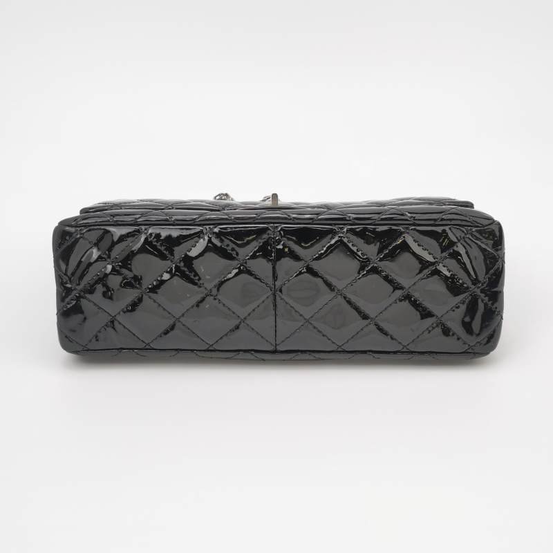 Chanel 2.55 Flag Bag 季節限定款 大號 漆皮 純色 菱格 絎縫 長方形 旋扣 單肩包-5