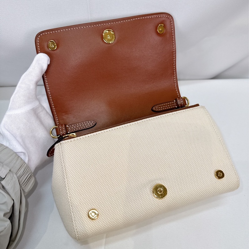 莉亞精品♡ Burberry 帆布翻蓋斜背包 二手美包-10