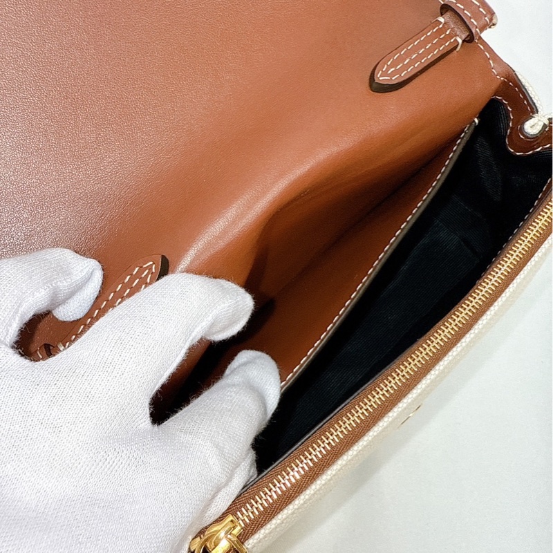 莉亞精品♡ Burberry 帆布翻蓋斜背包 二手美包-13