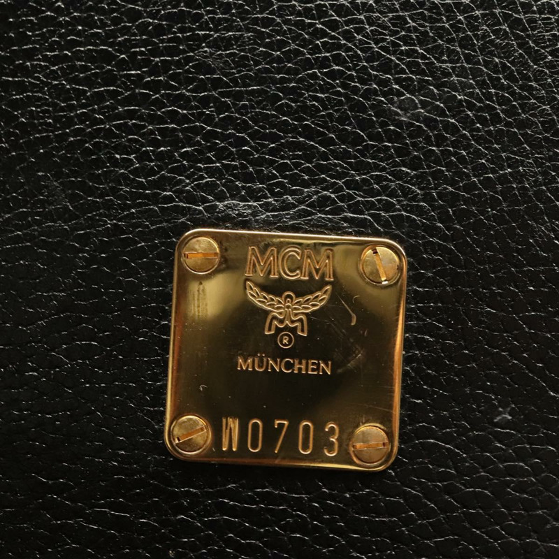 【日本直送】MCM 鉚釘手提包 皮革 黑金色 正品 126781-11