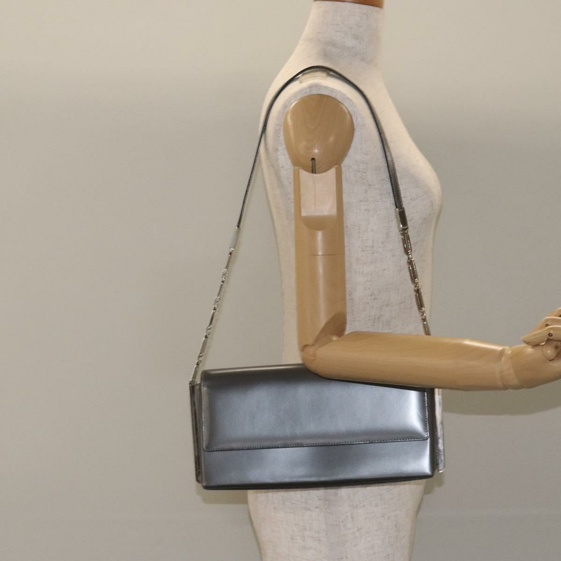 【日本直送】Salvatore Ferragamo 肩背包 漆皮 銀色 正品 128102-19