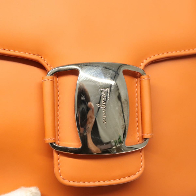 【日本直送】Salvatore Ferragamo Vera 肩背包 琺瑯 橘色 銀色 正品 128998-16