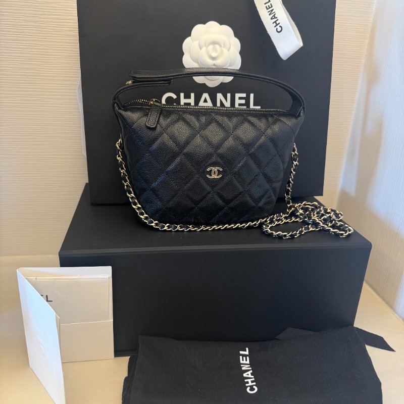 Chanel 黑色荔枝皮 淡金釦經典logo 飯盒包-0