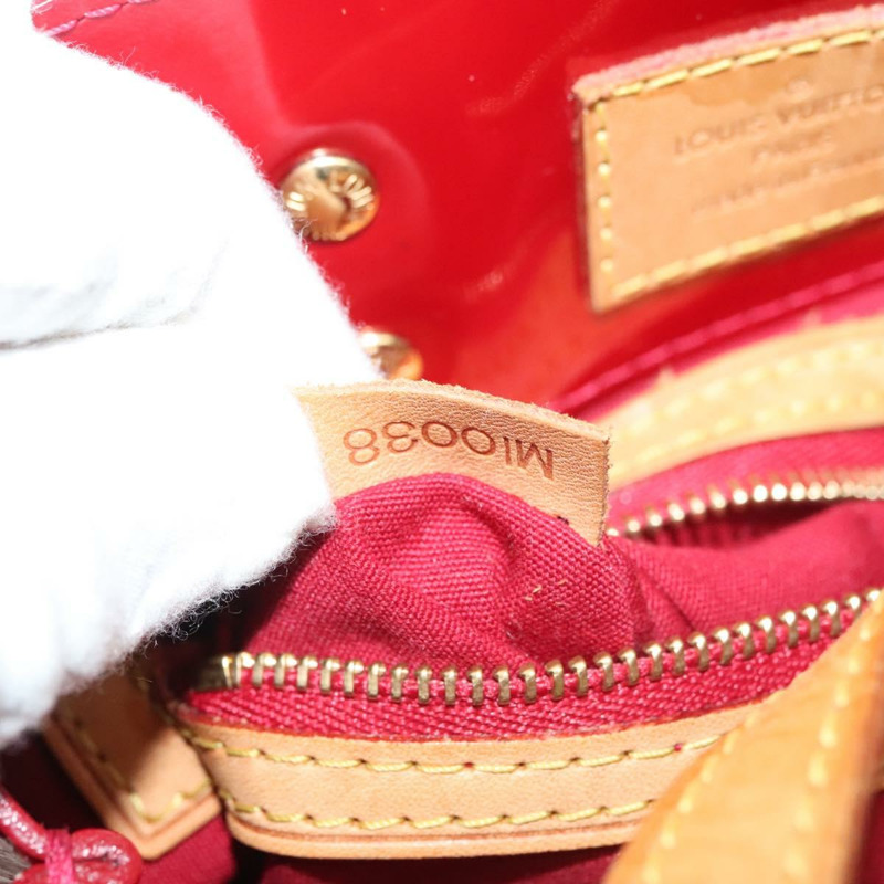 【日本直送】路易威登 Monogram Vernis Reade 小手袋 Pomme D'amour M91990 正品 130071-11