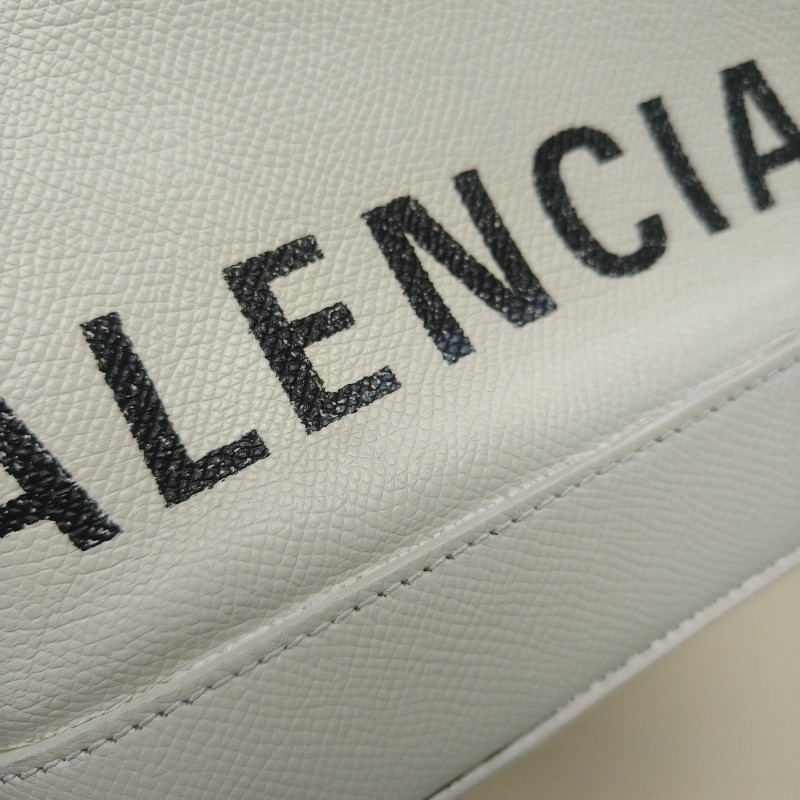 🔥10/3-10/31週年慶🔥【超狂優惠】㊣✨BALENCIAGA✨巴黎世家 白色 印字 手提包 肩背包 斜背包/二手包/二手精品/保證正品🌳二手樹屋🌳-24