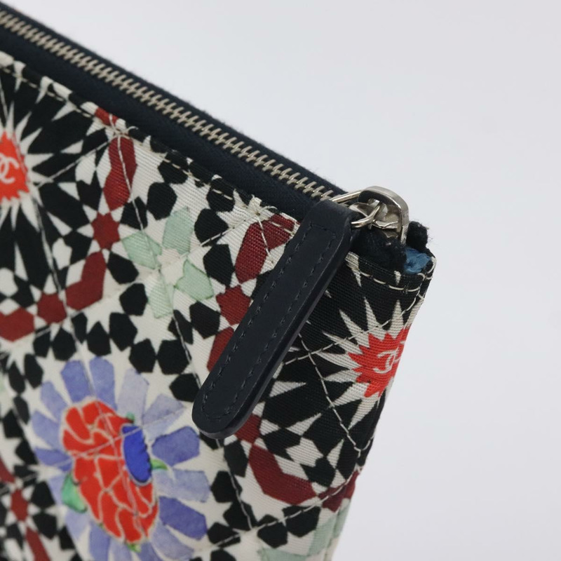 【日本直送】香奈兒聖誕手拿包 尼龍 黑色 銀色 CC 標誌 正品 130636V-7