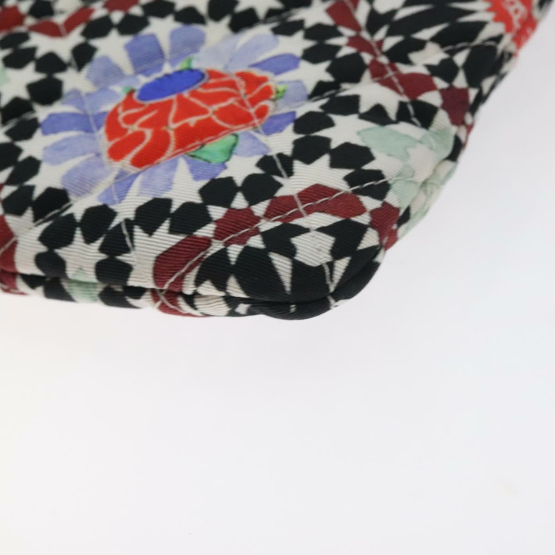 【日本直送】香奈兒聖誕手拿包 尼龍 黑色 銀色 CC 標誌 正品 130636V-14