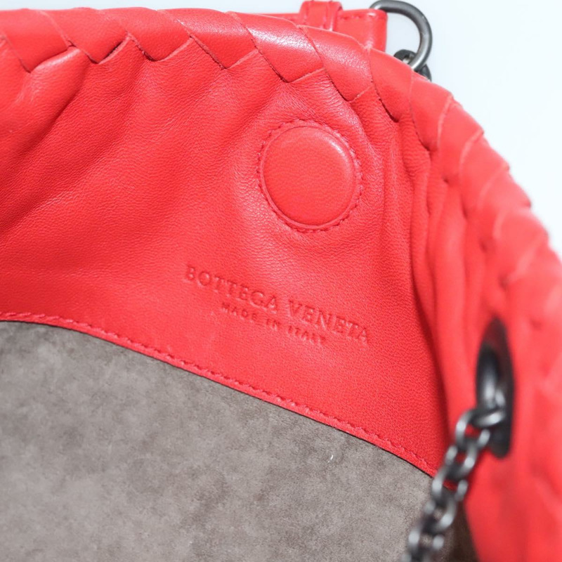 【日本直送】BOTTEGA VENETA INTRECCIATO 鏈條肩背包 皮革 紅色 正品 131699-16