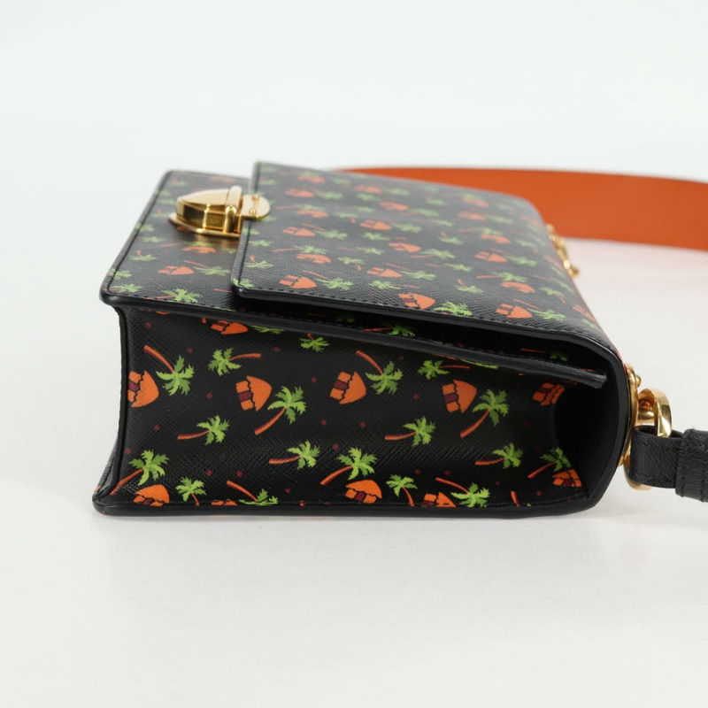 【日本直送】PRADA 黑色金色皮革肩背包，正品編號 134572V-3