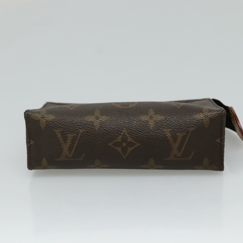 【日本直送】路易威登 Monogram Poche Toilette 15 手拿包 M47546 LV Auth 135744-5