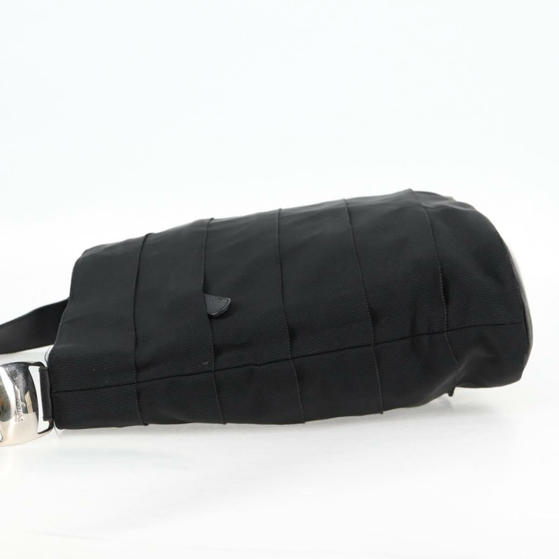 【日本直送】Salvatore Ferragamo Vala 單肩包帆布黑銀色正品 bs27291-2