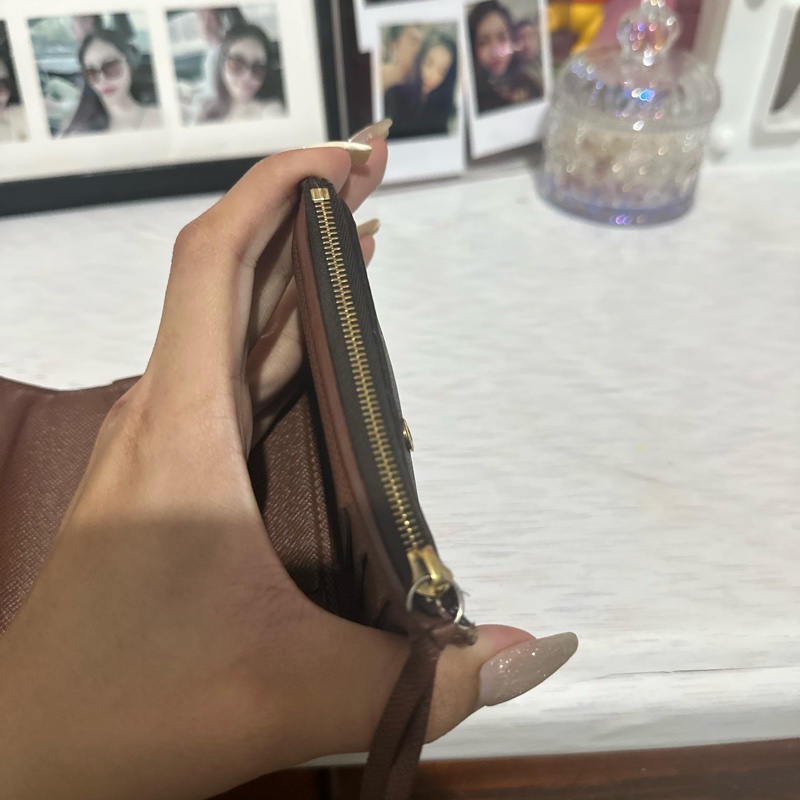 LOUIS VUITTON 三折短夾-11