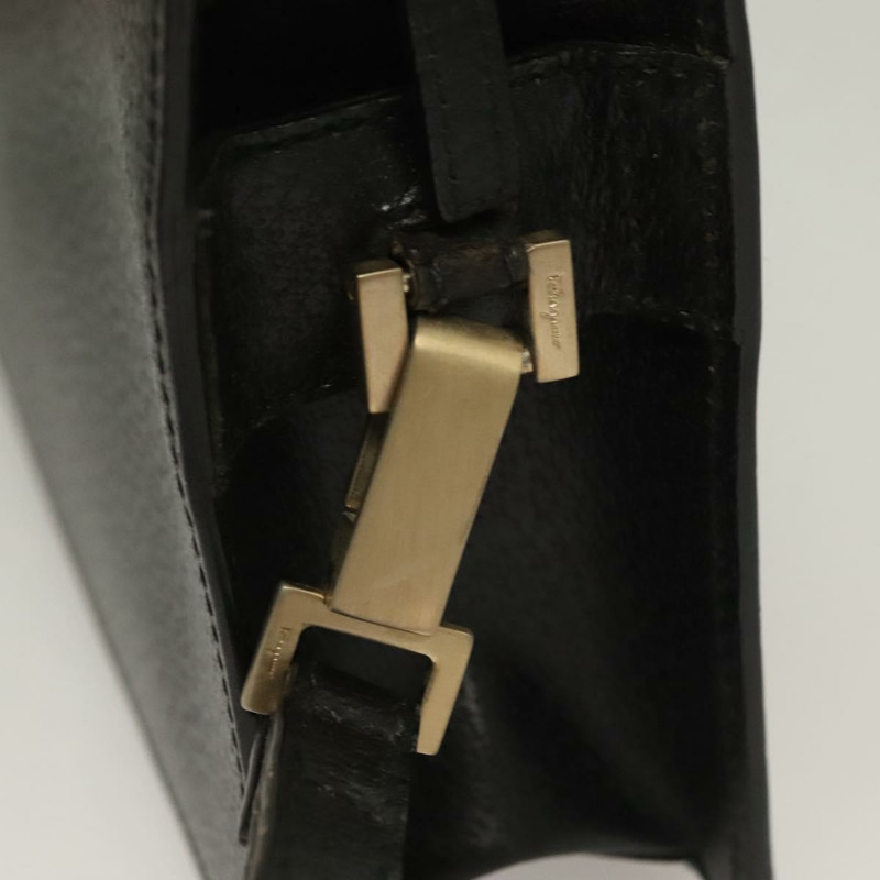 【日本直送】Salvatore Ferragamo 手拿包 皮革 黑色 金色 正品 bs27183-7