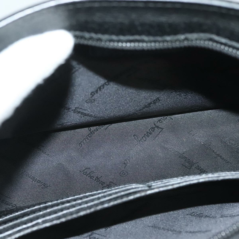 【日本直送】Salvatore Ferragamo 手拿包 皮革 黑色 金色 正品 bs27183-9