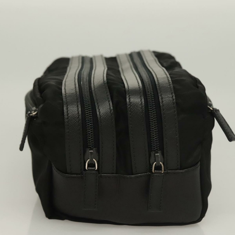 【日本直送】PRADA 手拿包 尼龍皮革 黑銀色 正品 ki5843-3