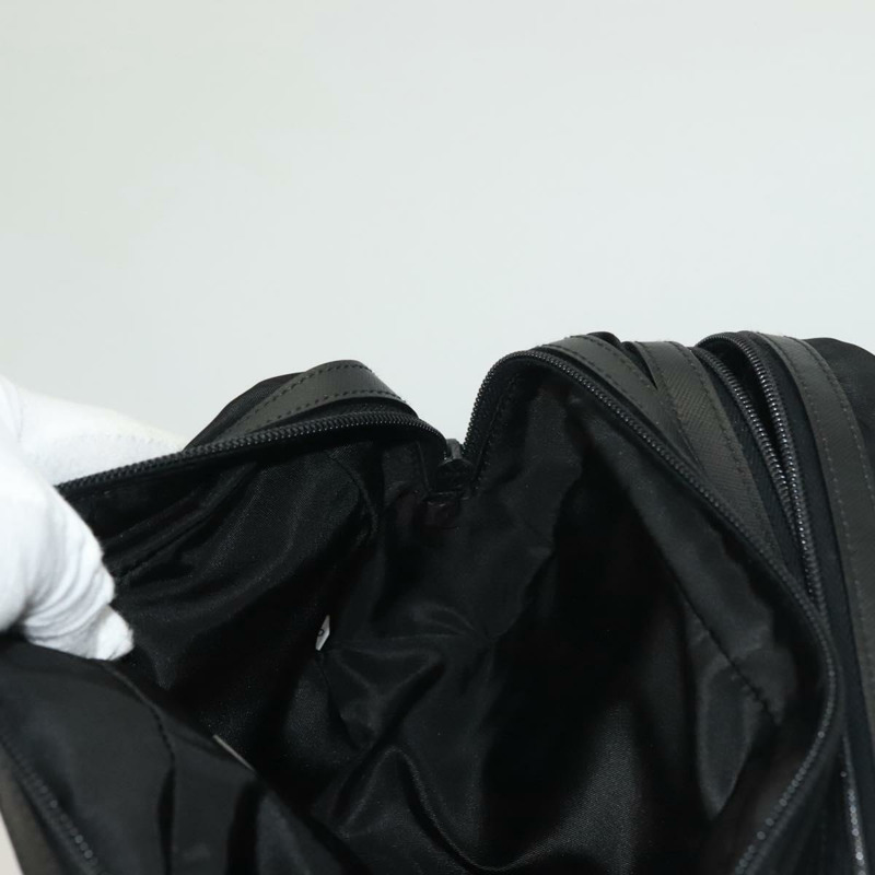 【日本直送】PRADA 手拿包 尼龍皮革 黑銀色 正品 ki5843-17