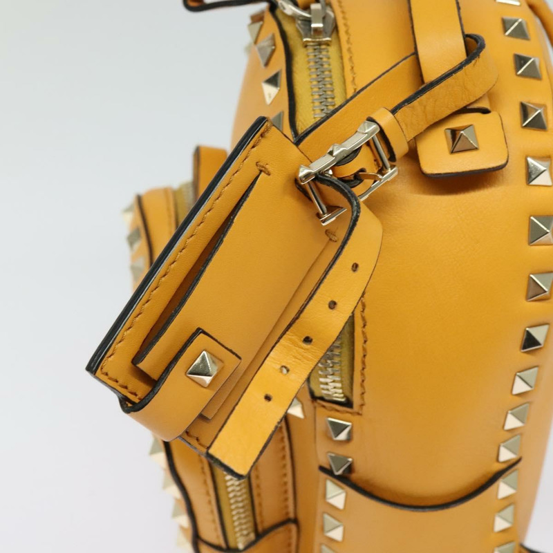 【日本直送】VALENTINO 鉚釘雙肩包 皮革 黃色 銀色 正品 BA3815-9