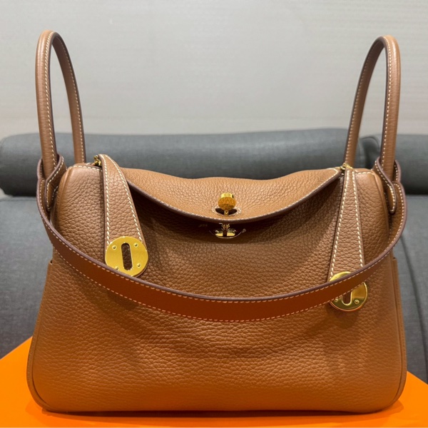 🤎 Hermès Lindy 26｜金棕金 經典溫潤，真實如你-5