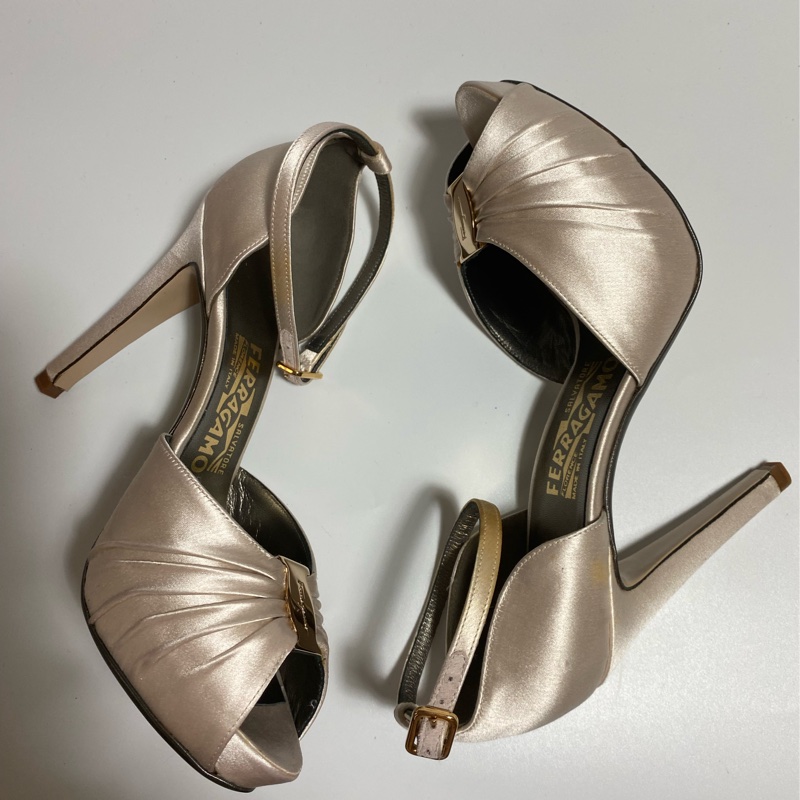 Salvatore Ferragamo Heels-12