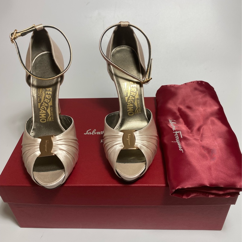 Salvatore Ferragamo Heels-15