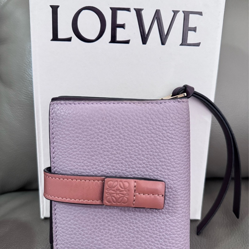 LOEWE 柔軟粒面小牛皮小型拉鍊短錢包-0