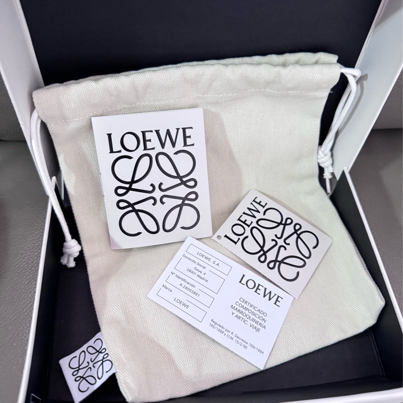 LOEWE 柔軟粒面小牛皮小型拉鍊短錢包-7