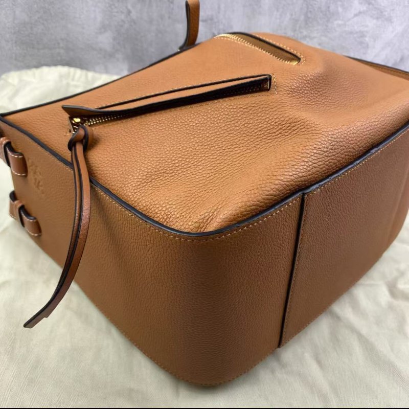 LOEWE Hammock 焦糖色吊床包荔枝牛皮腋下包小號 99新 配件塵袋-6