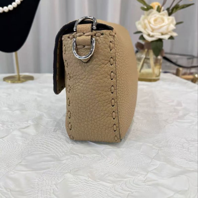FENDI Baguette 法棍包 中號 27*15*6 99新 配件塵袋-3