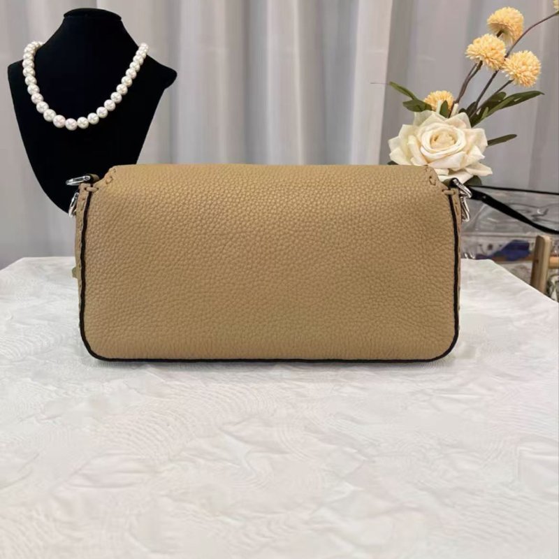 FENDI Baguette 法棍包 中號 27*15*6 99新 配件塵袋-6
