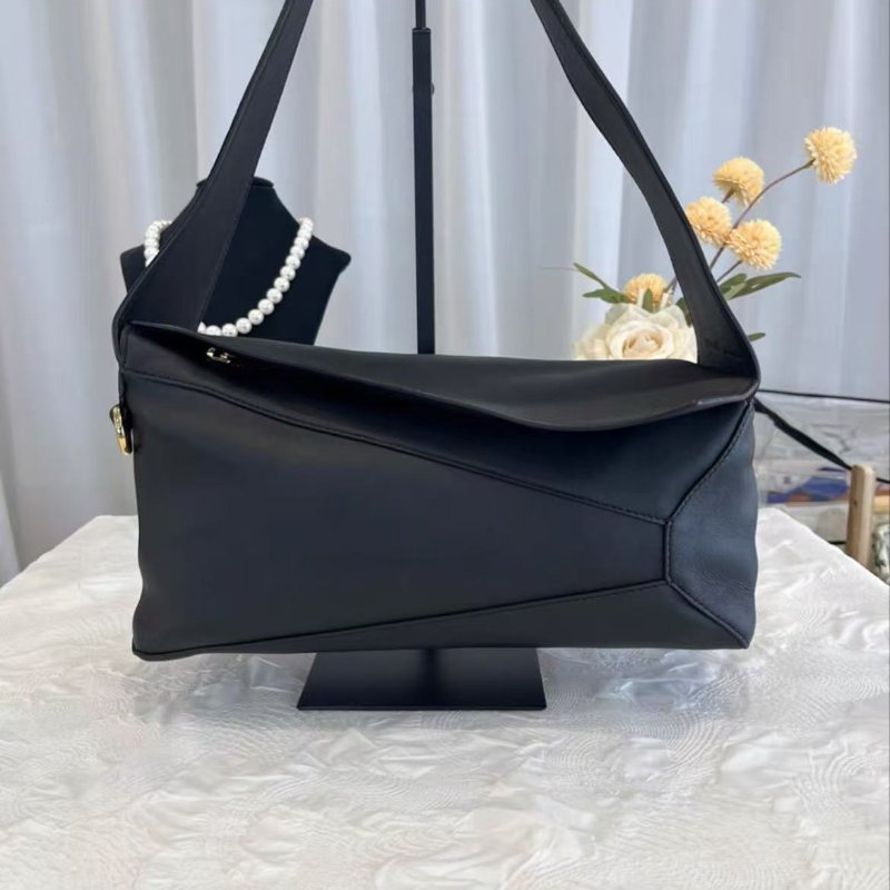 LOEWE Puzzle Hobo 黑色牛皮腋下包 29*13*13 99新 配件塵袋-0