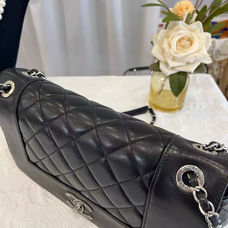 CHANEL CF 17P 法瑯扣黑銀羊皮鏈條包29*17*7 98新配件塵袋-3