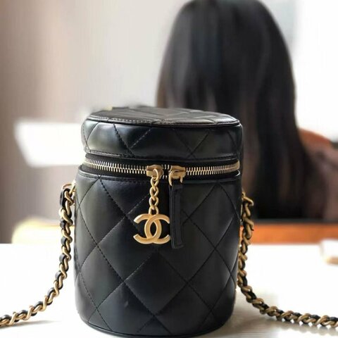 CHANEL 圓筒包牛皮黑色小號 芯片款13x16 98新配件塵袋