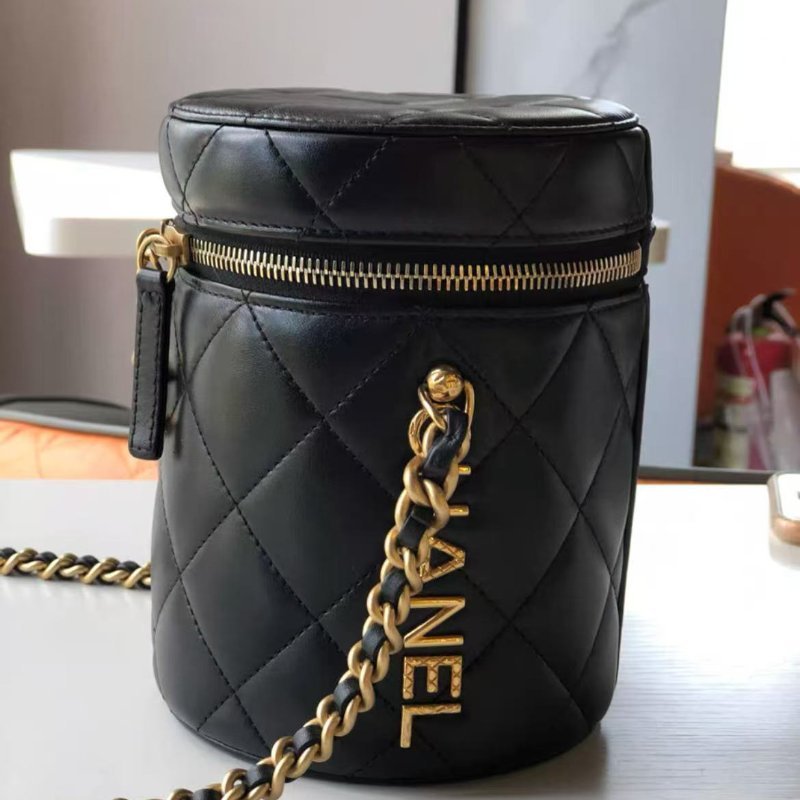 CHANEL 圓筒包牛皮黑色小號 芯片款13x16 98新配件塵袋-2