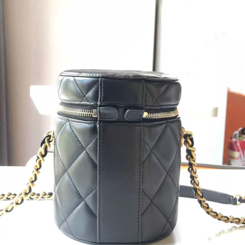 CHANEL 圓筒包牛皮黑色小號 芯片款13x16 98新配件塵袋-7