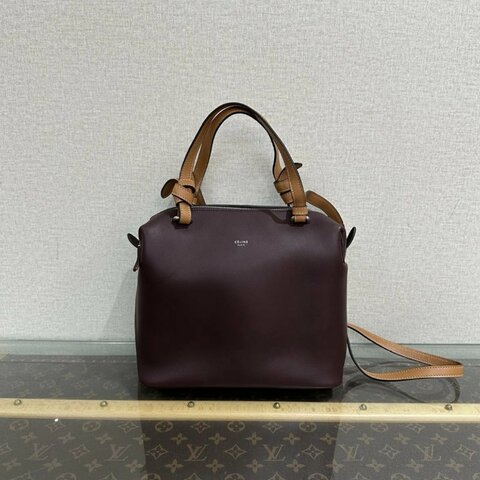 Celine 酒紅色SOFT CUBE小號方塊肩背手提包 25*10*20 98新配件塵袋