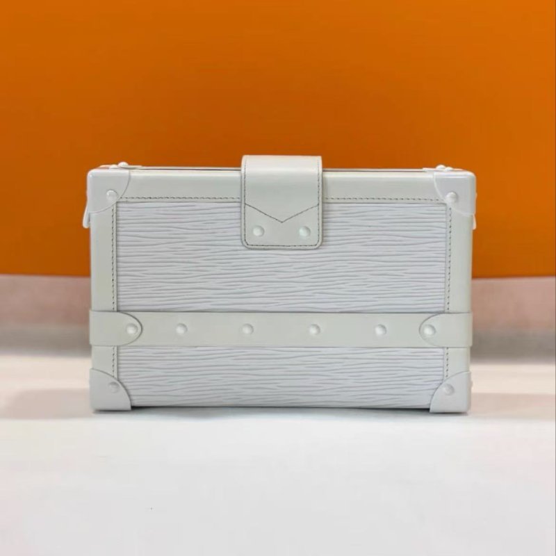 LV 限量版白雪公主PETITE MALLE系列硬盒子水波紋斜背包20*13cm 98新配件塵袋-5