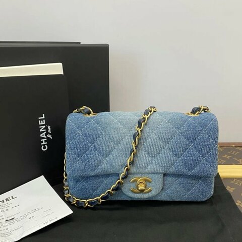 CHANEL 24A牛仔大mini 20*13*7 全新閒置配件盒子塵袋購證