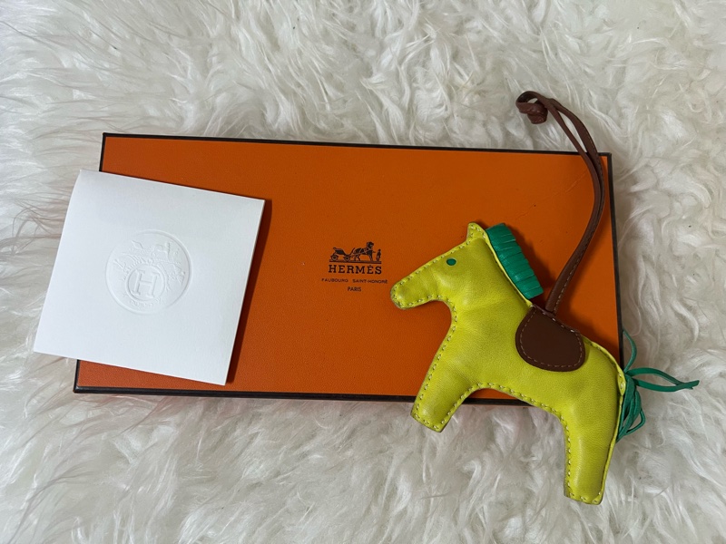 HERMES RODEO GM 小馬吊飾-1