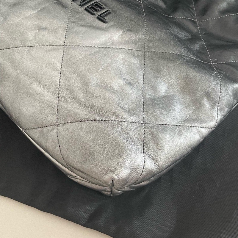 Chanel 24C系列22Bag 中號 約35cm  黑銀漸變色 限定款-2